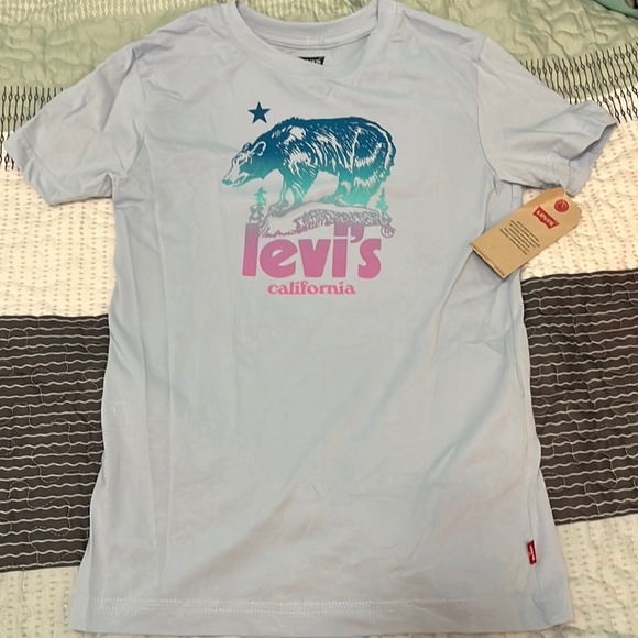 Levi's Other - Girls Small (8-10) Levi’s T Shirt “California”